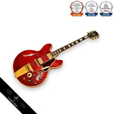 Guitare jazz semi creuse