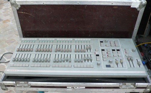 Console dmx pour eclairage - console,