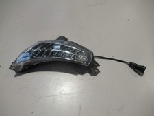 Clignotant avant gauche