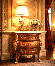 Commode en bois massif