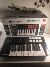 Clavier Maître M-audio Oxygen25