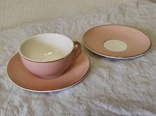 Tasse + 2 Sous-tasse à café