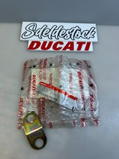 1 plaque fixation carénage