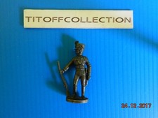 1 Figurine Kinder  métal