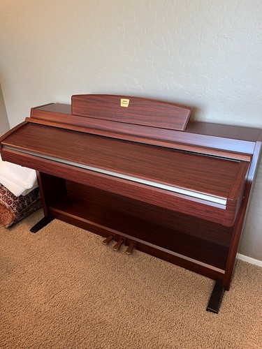 Yamaha clavinova clp 240 - clp,