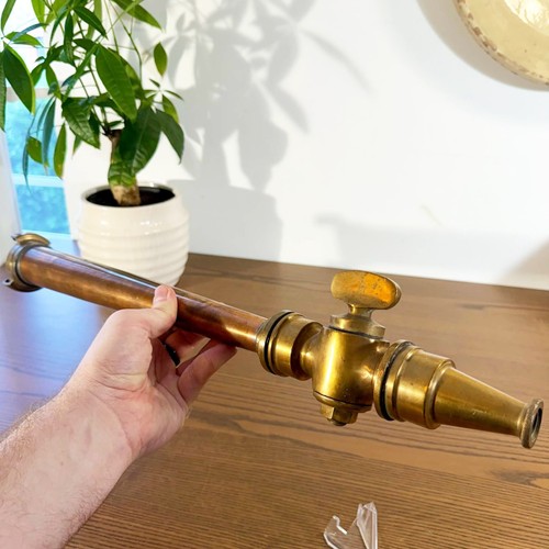 Ancienne lance pompier en - de,