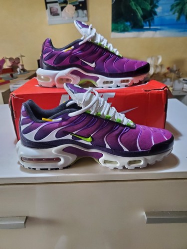 Nike air max plus - nike, fireberry