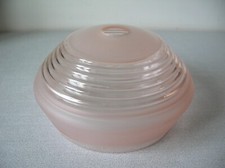 Ancien abat-jour en verre rose