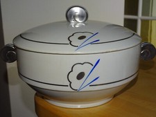 LIMOGES UNE ANCIENNE SOUPIERE