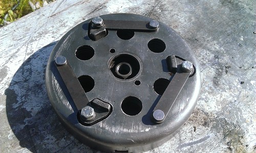 Embrayage 150 triporteur - embrayage,