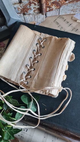 Ancien petit corset poupee - ancien,