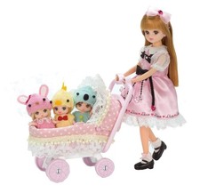 Poussette bébé triplés