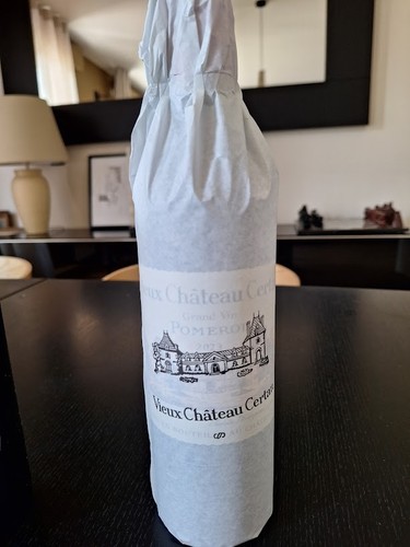 Rare vieux chateau certan - certan, 2023