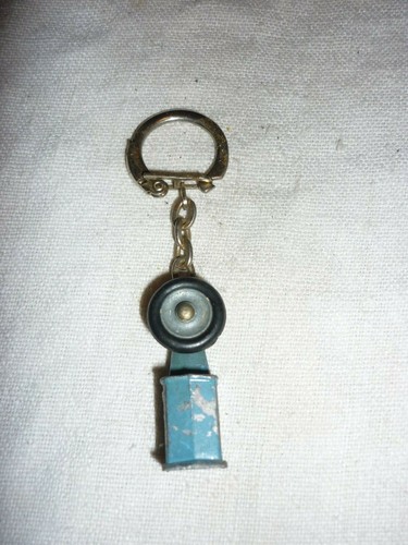 Porte cles machine - cles, pneu