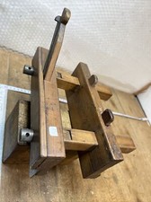 Outil Ancien rabot à bois