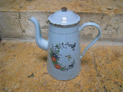 Jolie cafetière ancienne - cafetière,