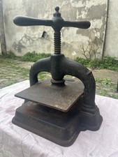 Belle Presse De Relieur De