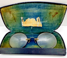 Antique Pinse-Neys Glasses spring bridge drill mount from the 1900s an artifact