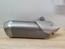 Un silencieux d échappement