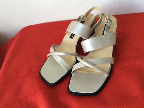 Nine west heels size - west,