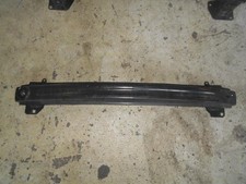 Renfort pare choc avant