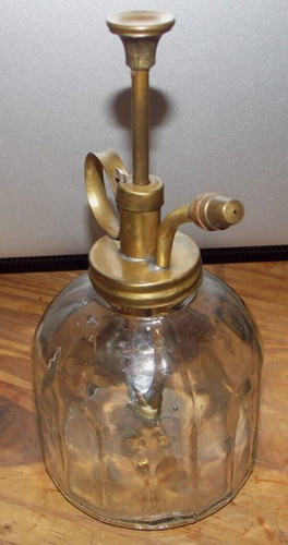 Ancien vaporisateur - ancien,