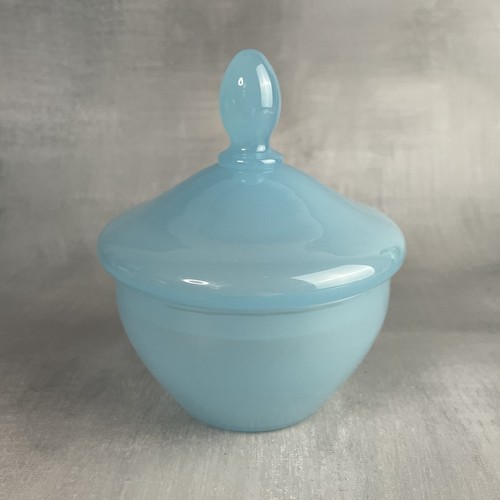Elégante boite pot couvert