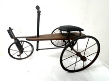 "La Draisienne " Ancien tricycle pour enfant en fer et bois XX siècle