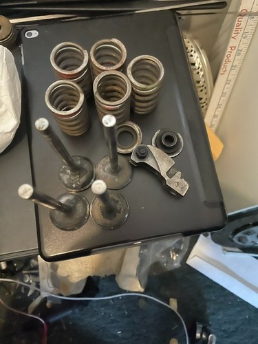 Bmw 524td assorted valve - assorted,