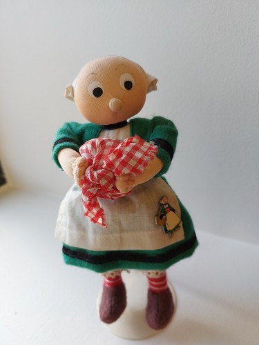 Ancienne poupée figurine - ,