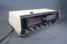 Ancien radio réveil vintage
