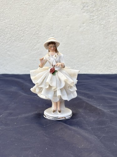 Figurine ancienne femme - figurine,