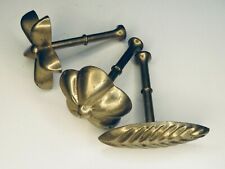 3 MAGYFLEURS, BRONZE EMBOSSED DECOR, CHOCOLATE, CONFECTIONERY, PASTRY