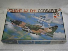 MAQUETTE AVION VOUGHT A-7 D/H