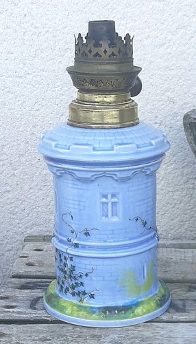 Joli lampe pétrole - joli, À