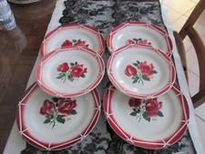 4 anciennes assiettes plates