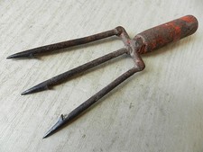 Ancien Matériel de pêche