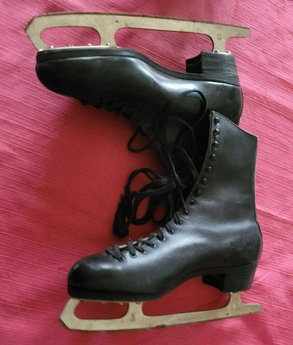 Ancien patin glace noir - ancien, a