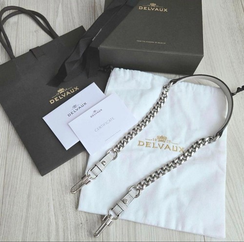 Delvaux mistral box bracelet - box,