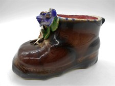 BEAUTIFUL FIGURINE SHOE / BOOT FLORAL DECOR IN SLIPPERS