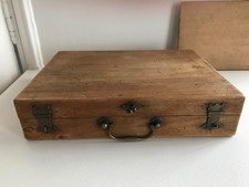 Ancienne mallette de peintre