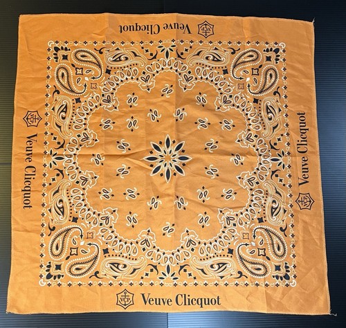 Veuve clicquot champagne - veuve,
