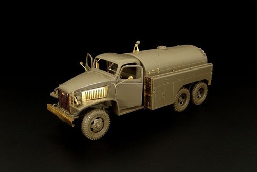 Airfield fuel truck - us,
