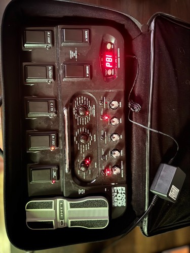 Line floor pod plus guitar - floor,