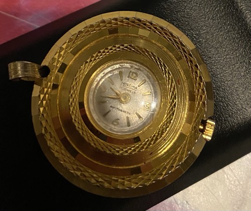 Montre mécanique pendentif - montre,