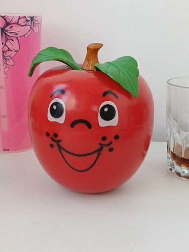 Happy apple culbuto fisher - apple,