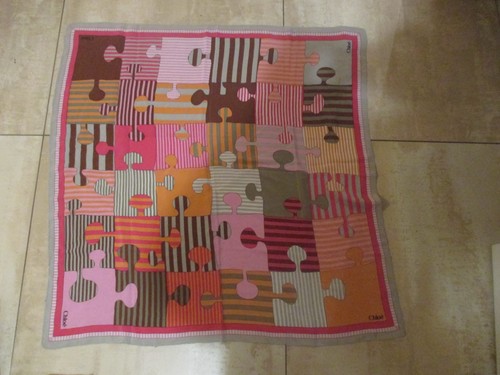 Superbe foulard soie - en, marque