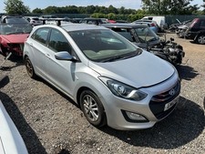 2012 HYUNDAI i30 ACTIVE WHEEL NUT • CAR BREAKING SPARES PARTS