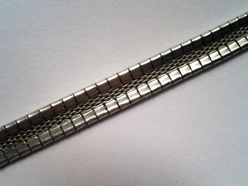 Trés joli bracelet - trés, tressé