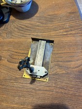 ANCIENNE SERRURE AVEC SA CLE